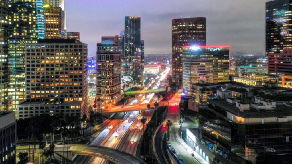 ¿Estamos hechos para vivir en ciudades? La ciencia dice que no, y advierte un posible desajuste evolutivo