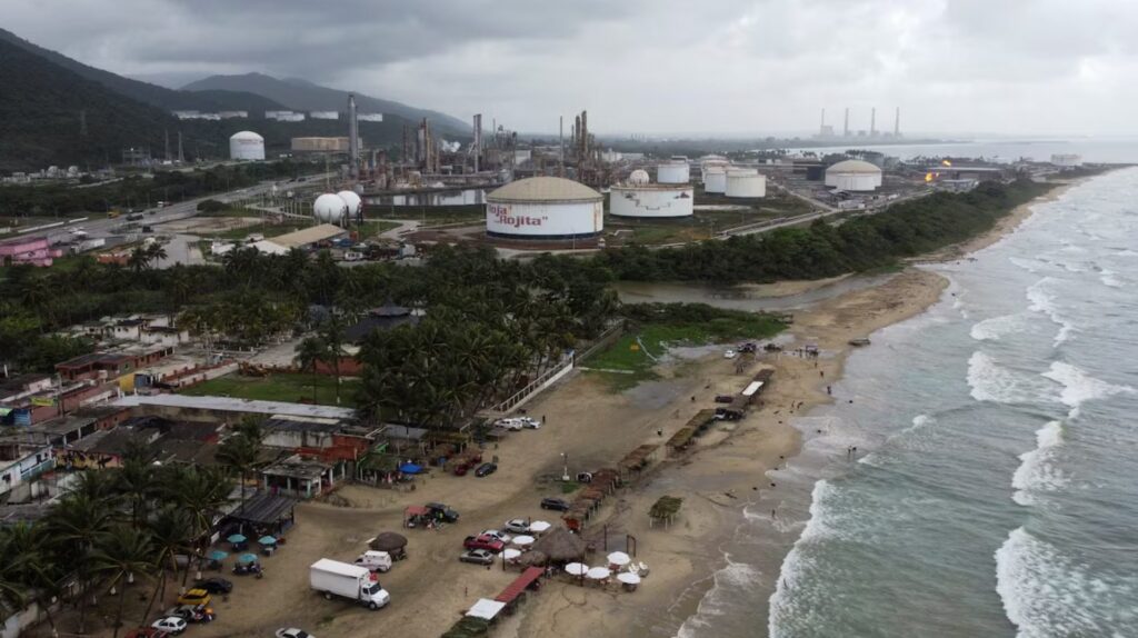¿Maduro está en la capacidad de ofrecerle petróleo a Trump en una hipotética negociación?