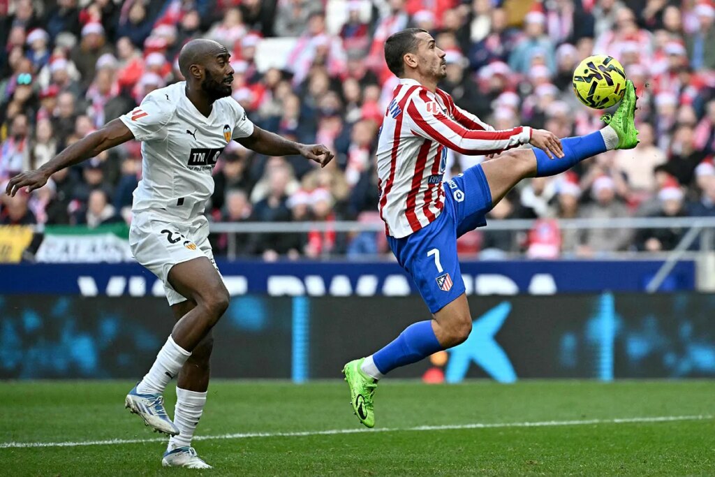 1.173 partidos, una charla con Simeone y la continuidad de Koke y Griezmann, dos 'viejas' leyendas: "Los cracks nunca traen problemas" | LaLiga EA Sports 2025