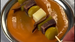 6 ideas de gildas inspiradas en distintas zonas de España que te servirán como apertivo en tus comidas navideñas