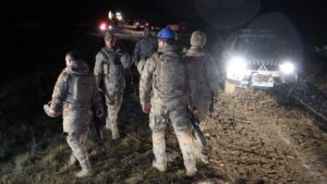 ACCIDENTE AVIÓN MILITARES LIBIA | Muere el jefe de ejército de Libia en un accidente de avión en Turquía | elperiodico.com