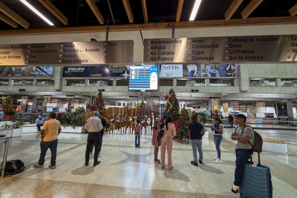 AFP | Venezuela queda aislada tras la suspensión de vuelos de las aerolíneas internacionales - AlbertoNews