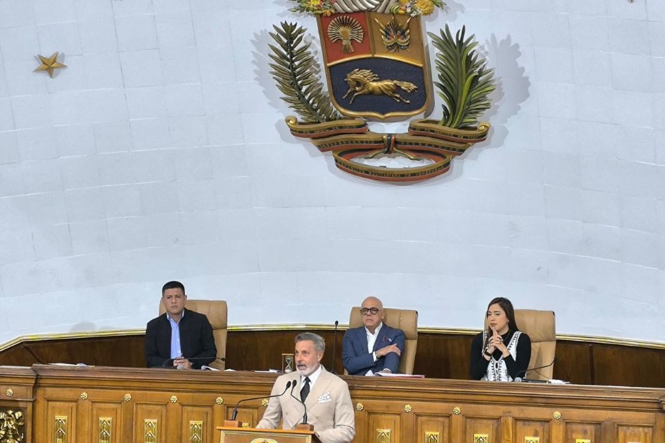 AN discute ley que prevé hasta 20 años de cárcel para quienes apoyen «piratería» de EEUU