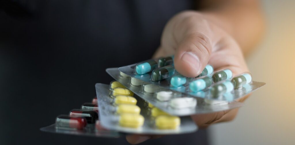 Advierten sobre una práctica muy peligrosa para la salud cada vez más utilizada por laboratorios farmacéuticos