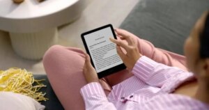 Amazon quiere cerrar el mes de noviembre reduciendo aún más el precio de su Kindle Paperwhite hasta el mínimo