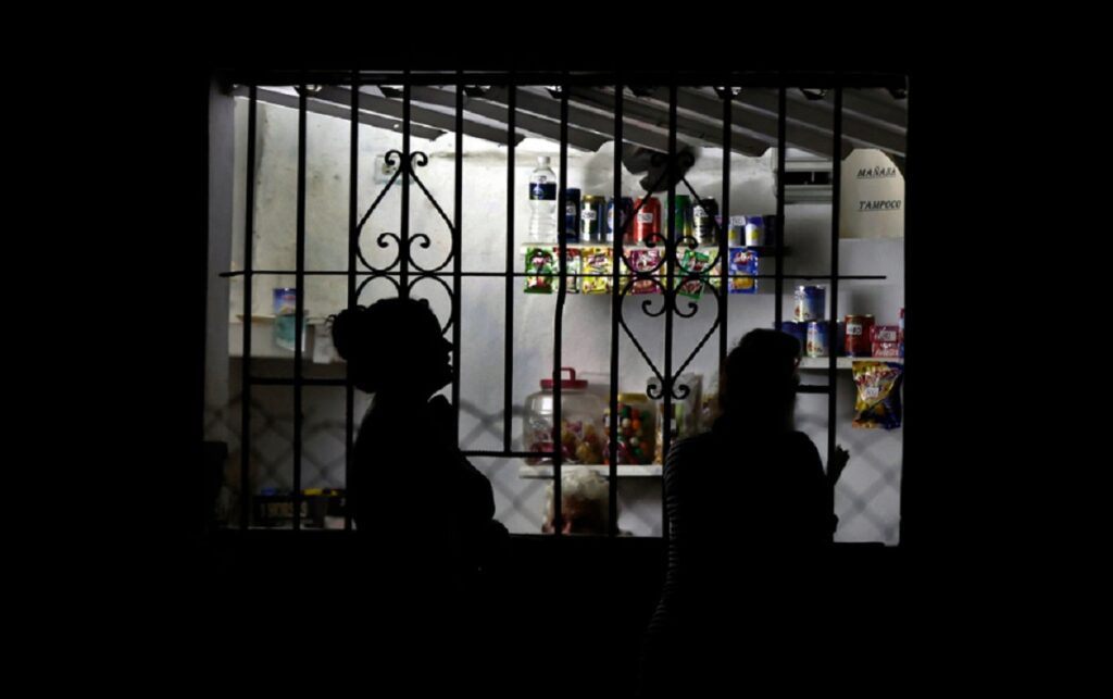 Apagones masivos afectan a Cuba