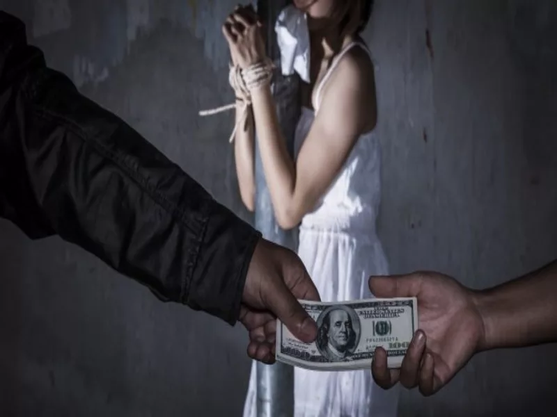Aprehendida mujer que captaba niñas y adolescentes