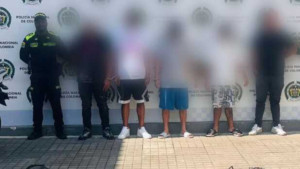 Así operaba una temida banda de ladrones de motos en Cali: la Policía capturó a cinco presuntos integrantes; uno era un menor