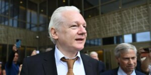 Assange denuncia a la Fundación Nobel por convertir el premio de la paz en un «instrumento de guerra» al otorgárselo a María Corina Machado