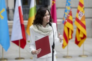 Ayuso reprende a Sánchez por «poner en tela de juicio» el sistema sanitario y a profesionales del Hospital de Torrejón | europapress.es