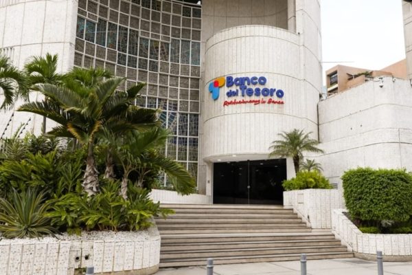 Banca y Negocios