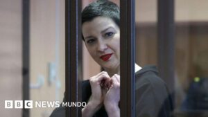 Bielorrusia libera a 123 prisioneros después de que EE.UU. levantara algunas sanciones impuestas en su contra