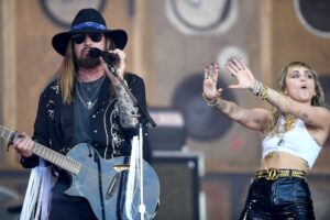 Billy Ray Cyrus gana demanda contra supuesta «Madre biológica» de Miley Cyrus – Diario El Luchador