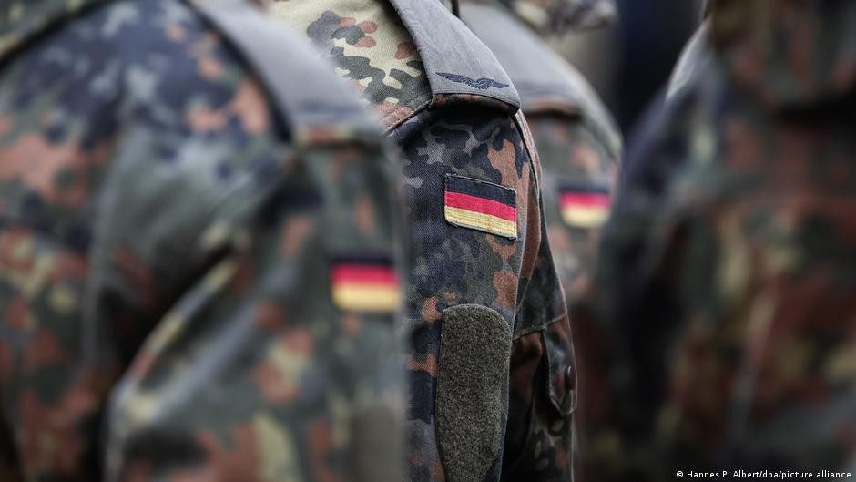 Bundestag aprueba 50.000 millones de euros para armas – DW – 17/12/2025