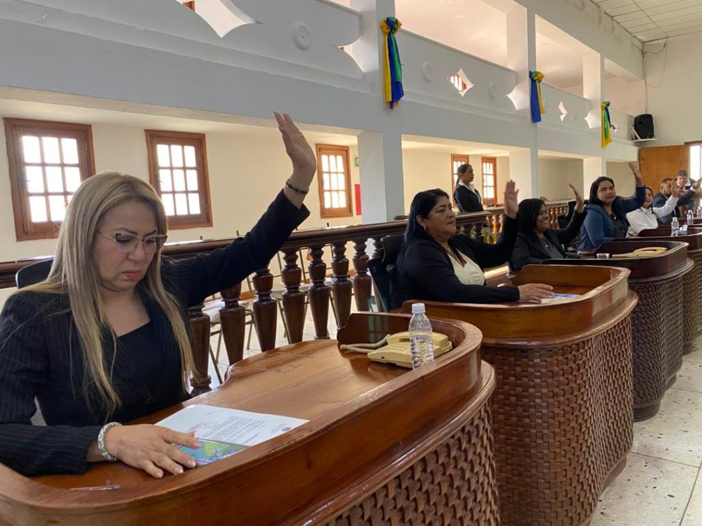CLEB aprobó por unanimidad la creación de la empresa EcoBolívar