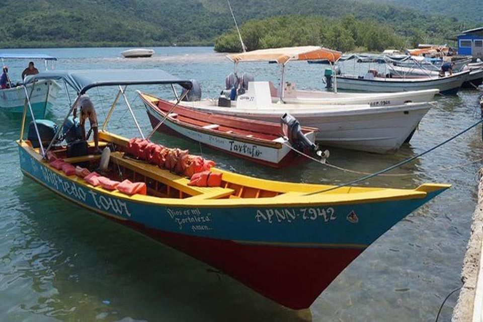 CNN: La CIA atacó con dron una instalación portuaria en Venezuela a principios de mes