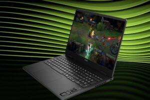 Cae a precio mínimo este portátil de 16″ con 32 GB de RAM y la RTX 5070. Un chollo que llega antes de Navidad