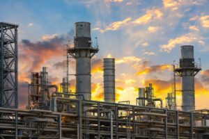 Caen ventas de crudo venezolano a petroleras de Europa tras revocatoria de permisos de EE.UU.