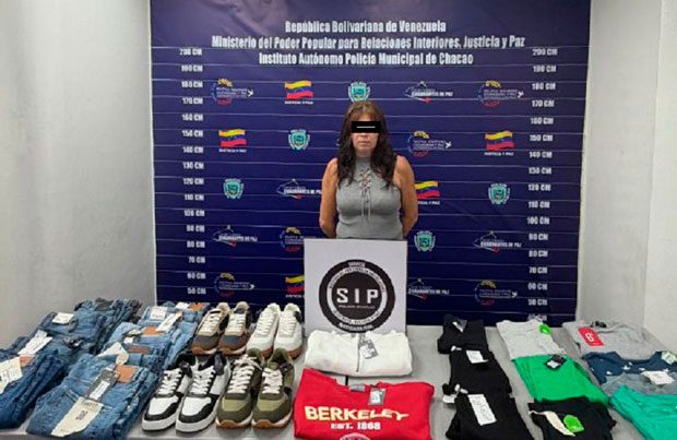Capturan a una mujer en Chacao tras hurtar varias prendas de un centro comercial