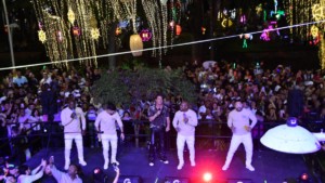 Carlos Vives y el Grupo Niche sorprendieron con concierto en Bulevar del Río para calentar Feria de Cali