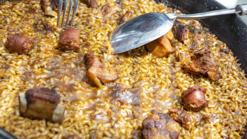 Cómo hacer un "arroz de montaña dominguero" según Jordi Roca