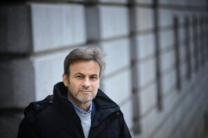 Comuns denuncia a Albiol ante la Fiscalía tras el desalojo del B9 de Badalona (Barcelona) | europapress.es