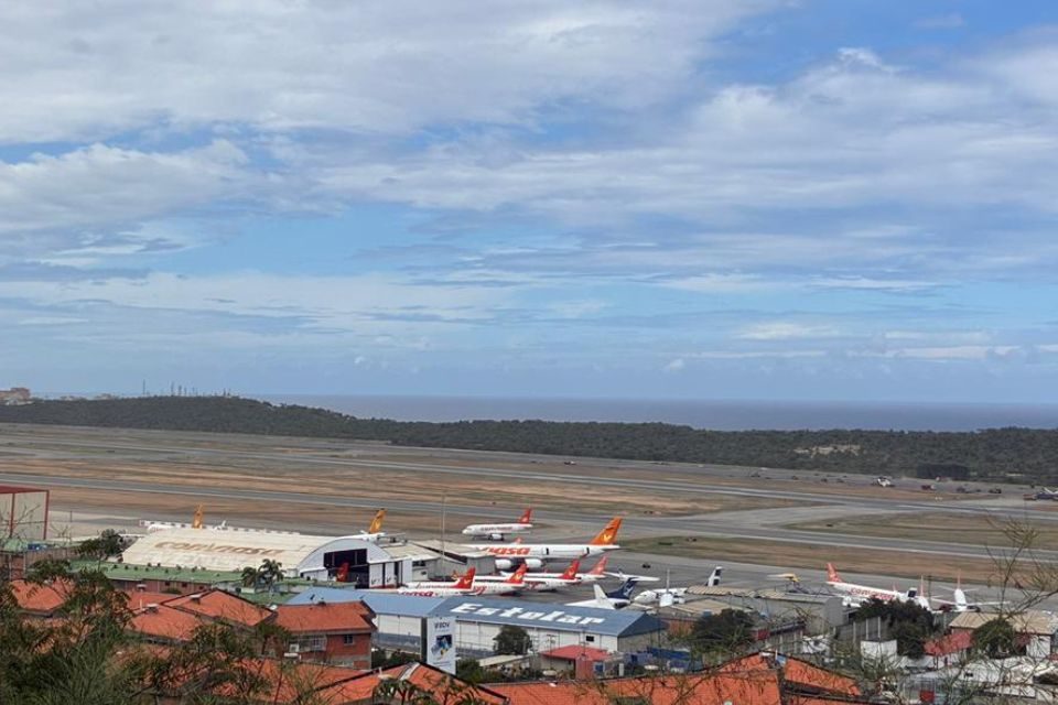 Conoce las aerolíneas y destinos internacionales que se mantienen operativos en Venezuela