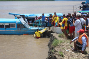 Continúan labores de rescate de decenas de desaparecidos en naufragio en Amazonía peruana – AlbertoNews
