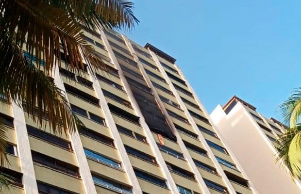 Controlado incendio en apartamento de las conocidas torres de Bahía de Cata