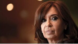 Cristina Fernández fue ingresada a un hospital en Buenos Aires por un cuadro de apendicitis