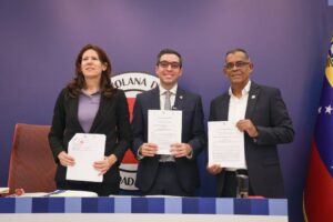 Cruz Roja firma acuerdo tripartido para fortalecer la acción humanitaria en Venezuela