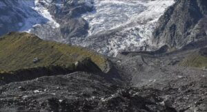 Cuatro heridos y un centenar de atrapados tras un accidente de teleférico en Italia – AlbertoNews