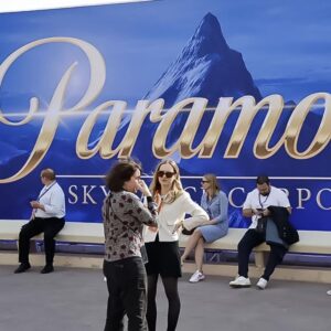 David Ellison, el ‘nepobaby’ de Hollywood y dueño de Paramount Skydance que ha desafiado a Netflix con una opa hostil por Warner Bros | elperiodico.com