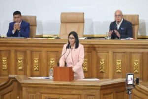 Delcy Rodríguez expone proyecto de ley de presupuesto 2026 sin olvidar conflicto con EEUU