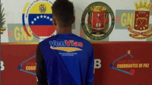 Detienen a empleado de peaje por sustracción de fondos
