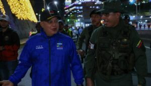 Diosdado Cabello hizo otro «recorrido nocturno» para «constatar la tranquilidad» de los venezolanos (VIDEO)