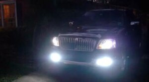 Diosdado Cabello ordena sancionar a conductores por faros LED