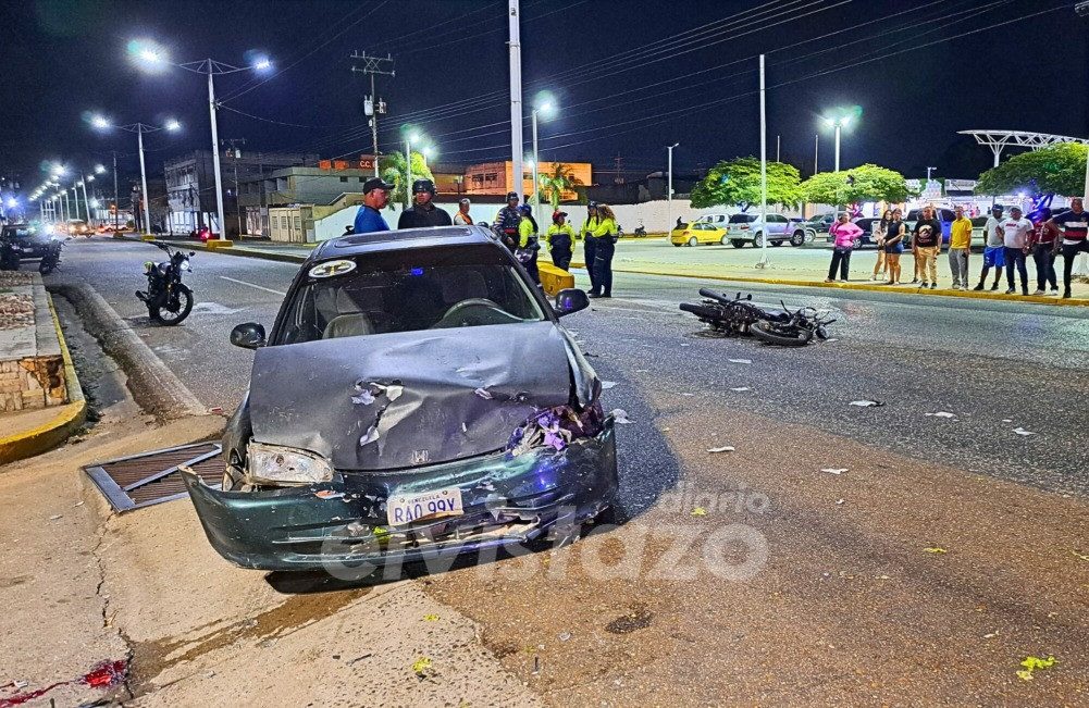 Doble colisión en la Av. Francisco de Miranda frente a la Feria del Sabor deja tres lesionados
