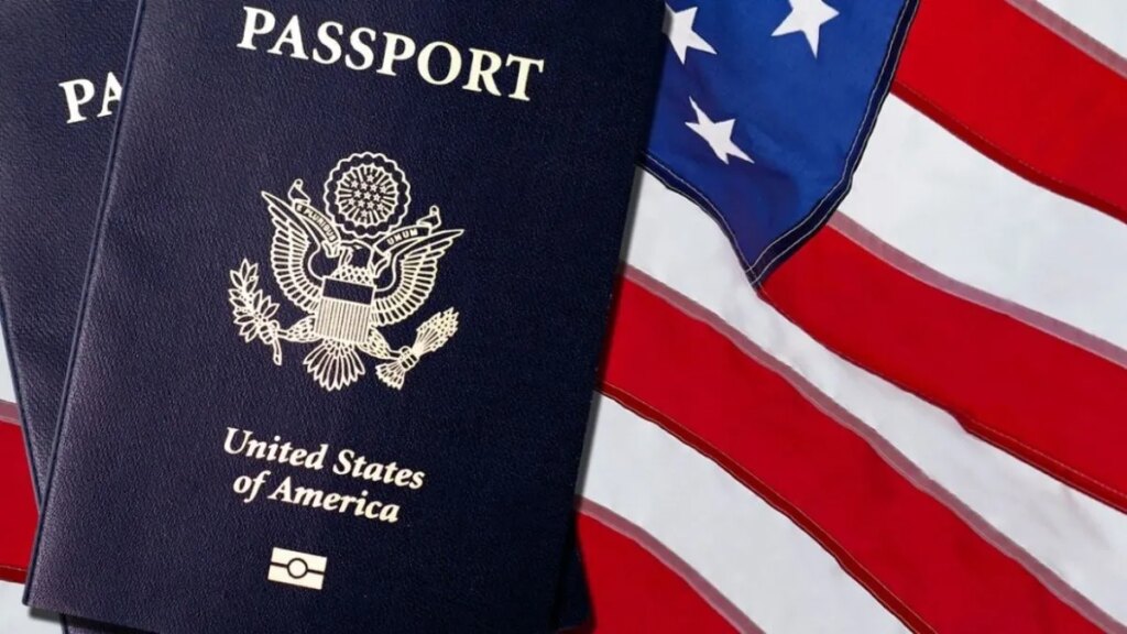 Donald Trump congeló las solicitudes de inmigración de 19 países