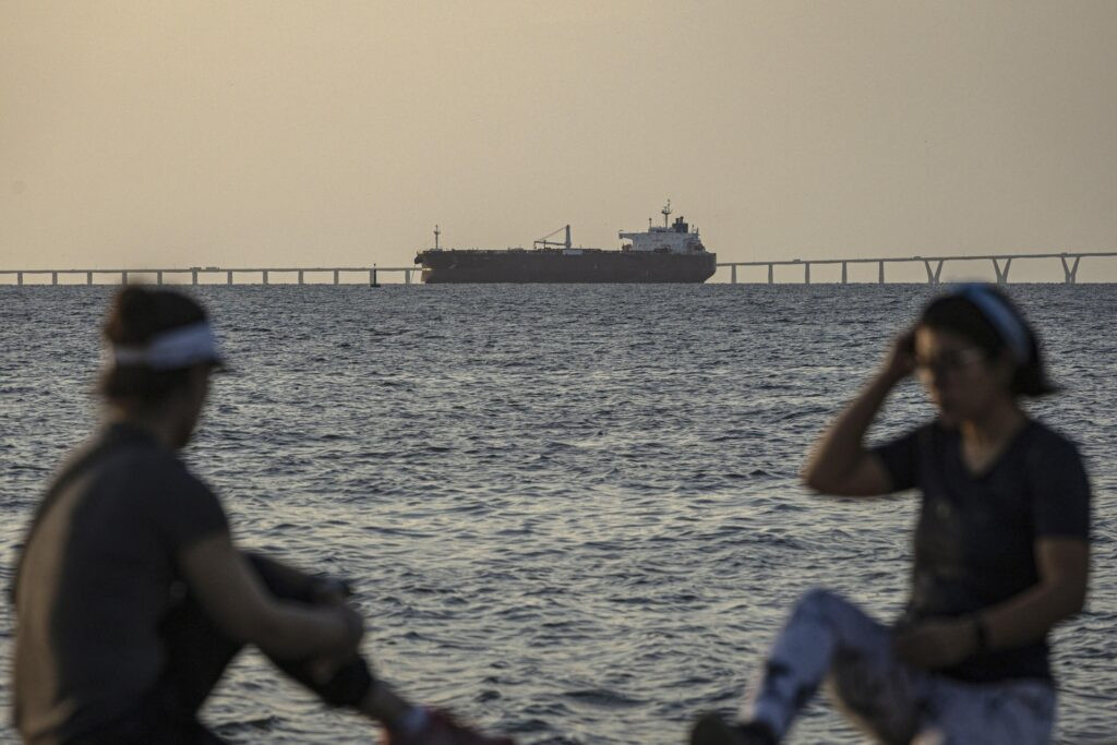 Dos tanqueros con subproductos del petróleo zarparon del puerto José en Venezuela