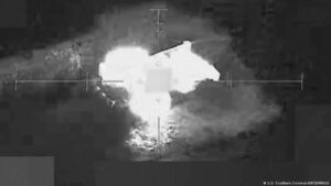 EE.UU. destruye otra lancha en el Pacífico, cuatro muertos – DW – 18/12/2025