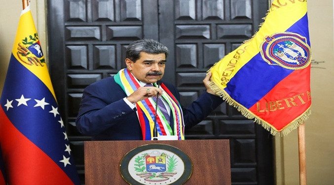 EEUU pretende "imponer un gobierno títere"