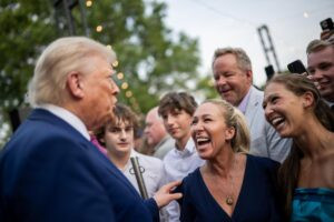 ESTADOS UNIDOS | «La presa se está rompiendo»: el control de Trump sobre MAGA y el Partido Republicano se agrieta | elperiodico.com