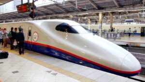 East Japan Railway suspendió parcialmente las operaciones del tren bala tras terremoto en Japón – AlbertoNews