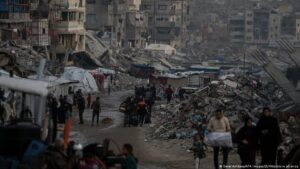Egipto y Qatar piden retirada de tropas israelíes de Gaza – DW – 07/12/2025