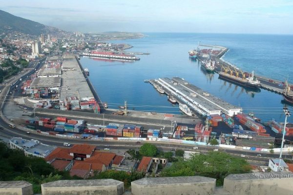 Ejecutivo plantea 125 proyectos para la reestructuración de puertos