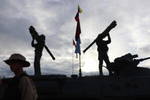 Ejército de Venezuela dice que destruyó la aeronave número 40 vinculada al narcotráfico - AlbertoNews