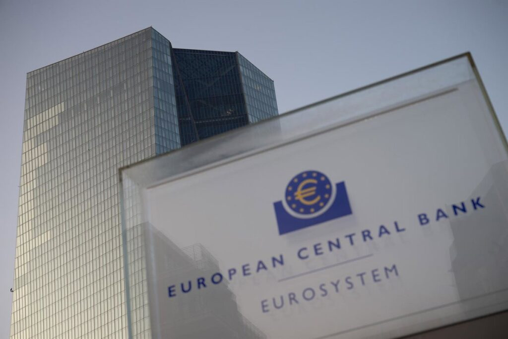 El BCE cumple con lo esperado por los mercados y mantiene los tipos por cuarta vez en el 2%