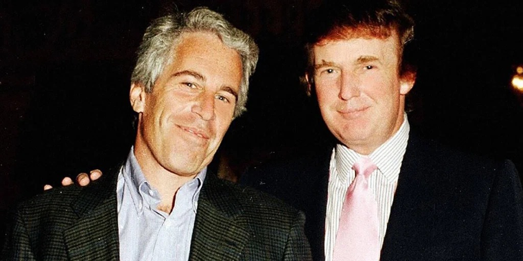 El Departamento de Justicia de Estados Unidos cede ante el Congreso y publica documentos sobre Epstein