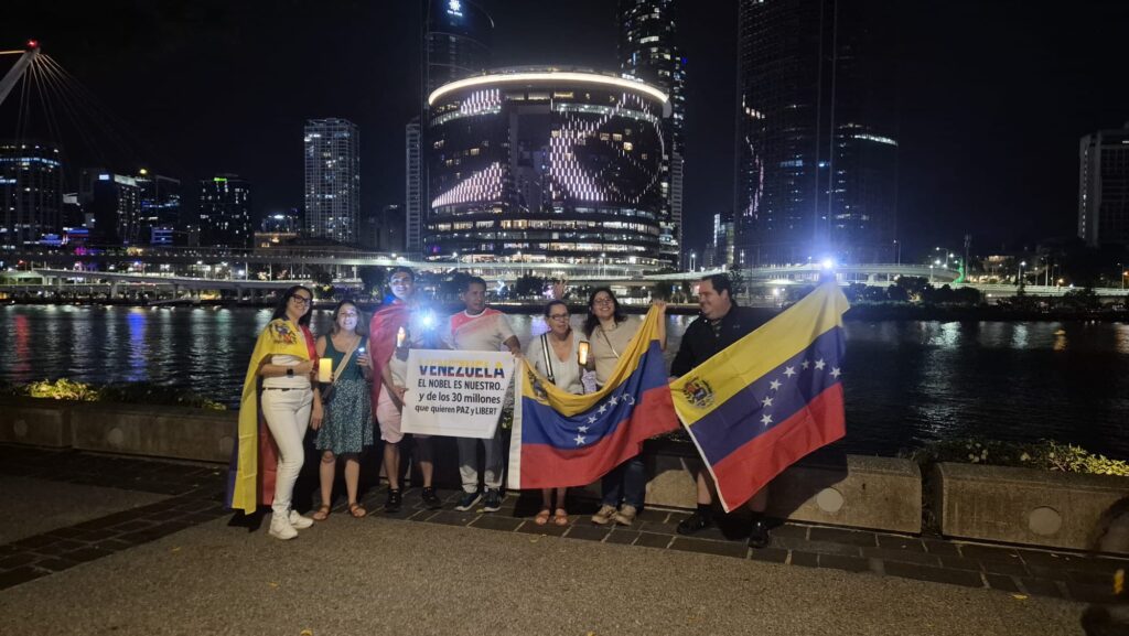"El Nobel es nuestro": Diáspora venezolana realiza concentraciones globales en apoyo a María Corina Machado (Fotos) - AlbertoNews